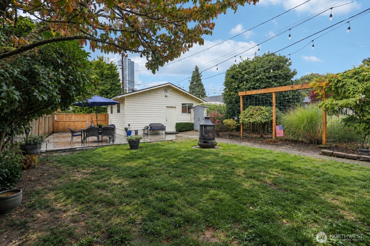 1316 Lombard Avenue Property Photo 5