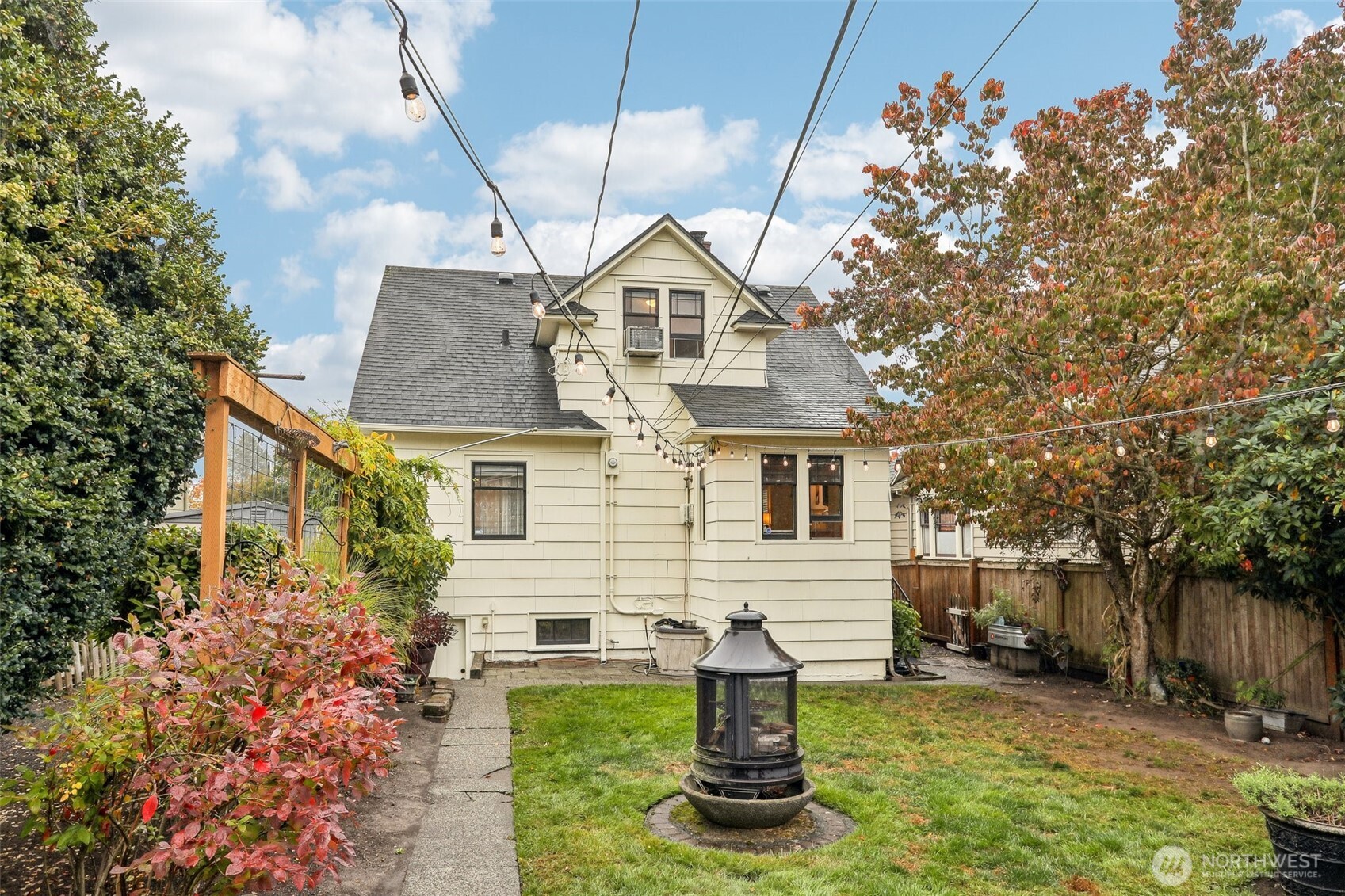 1316 Lombard Avenue Property Photo 7