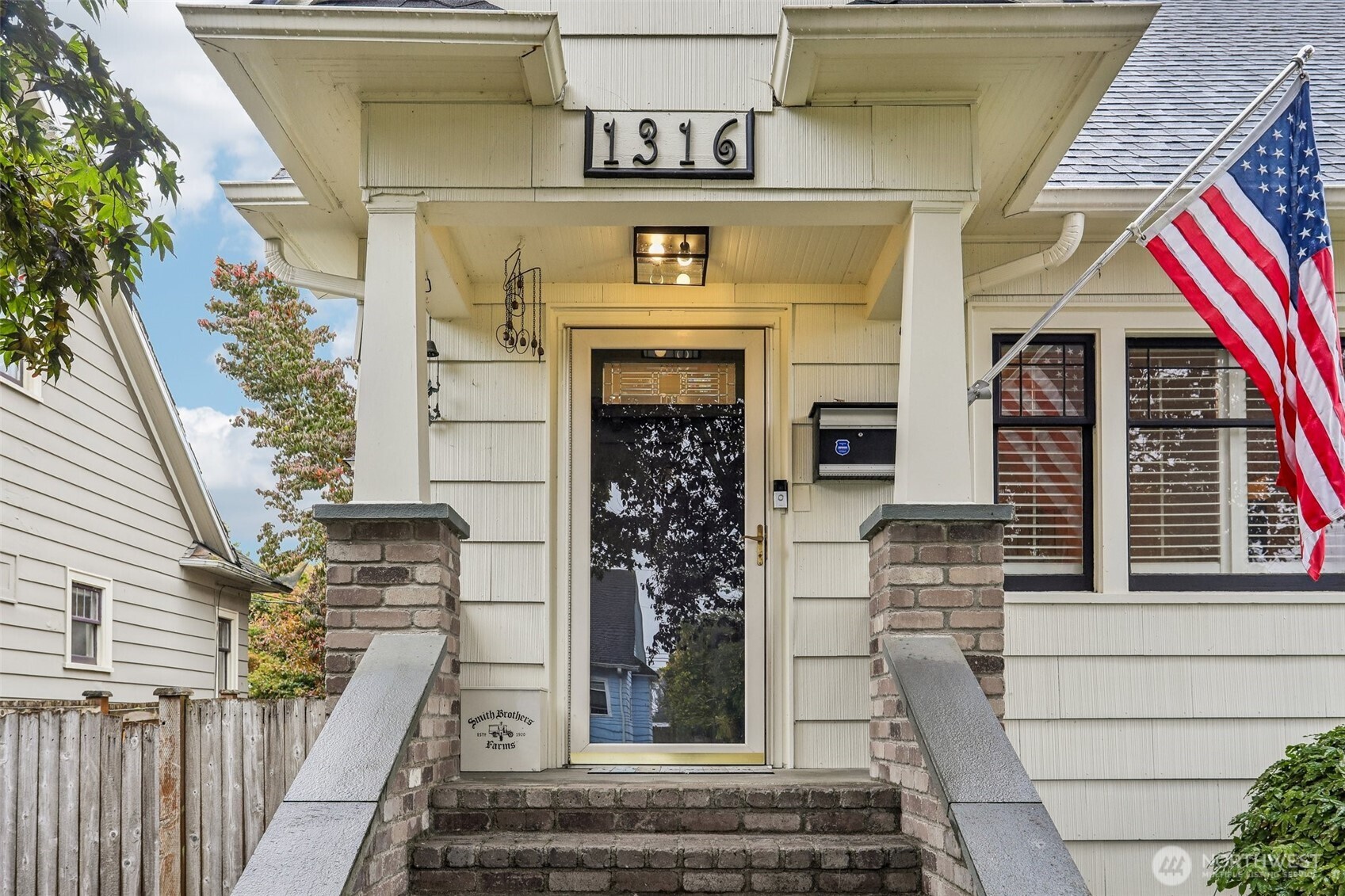 1316 Lombard Avenue Property Photo 8