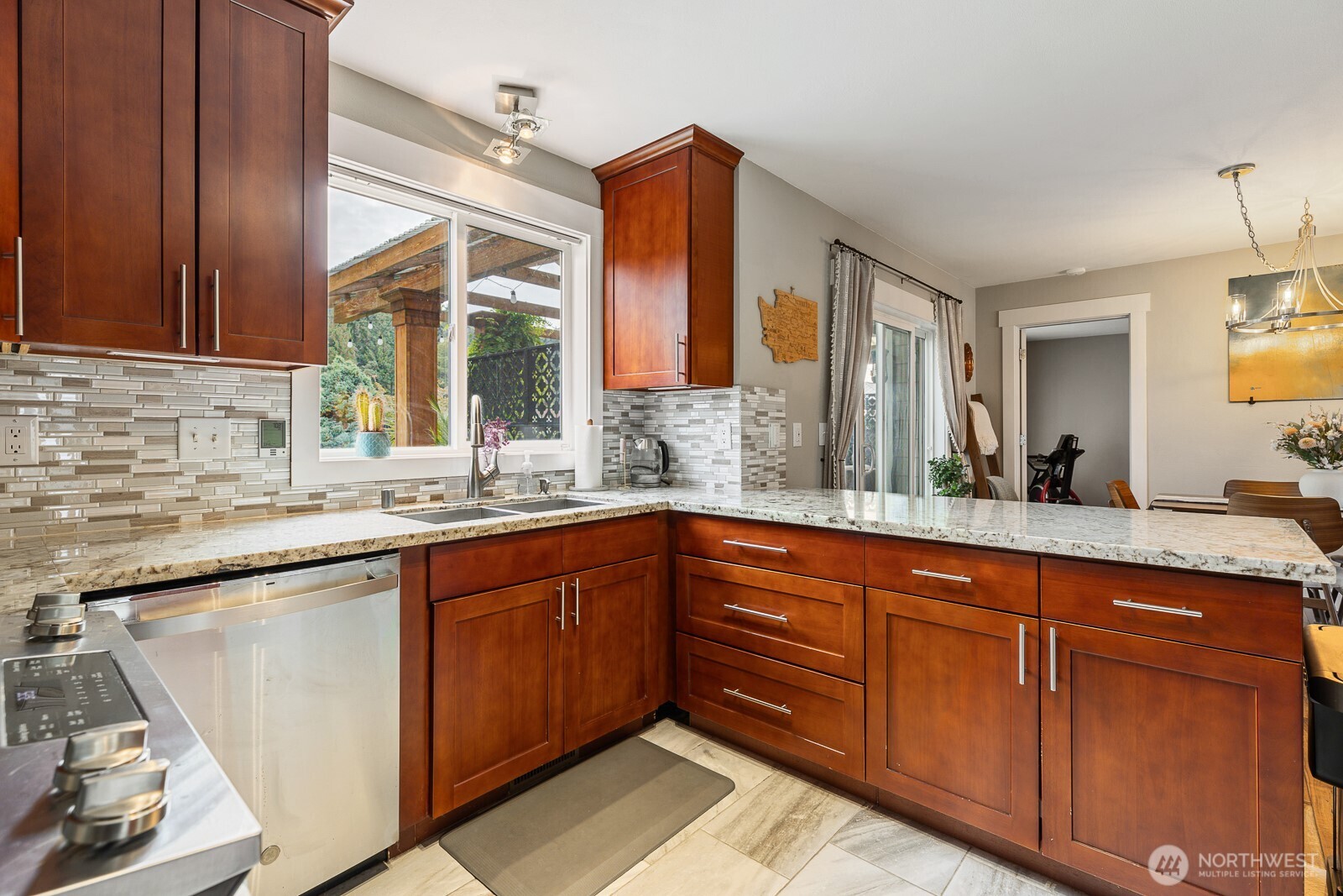 3012 Withers Place Property Photo 11