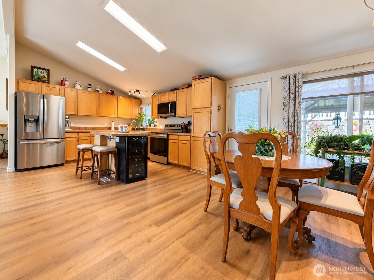 1206 Marble Street Property Photo 3