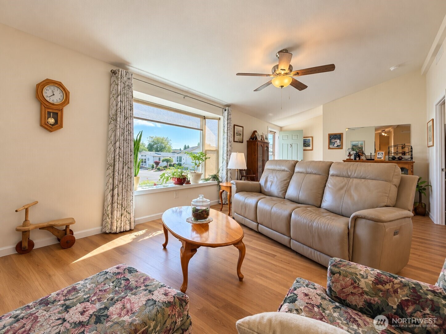 1206 Marble Street Property Photo 9