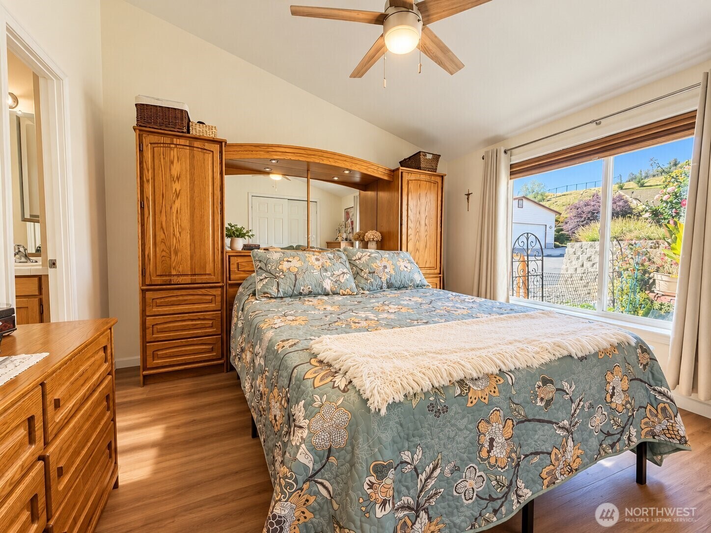 1206 Marble Street Property Photo 10