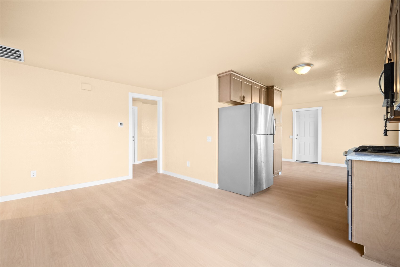 540 Morton Street Property Photo 8