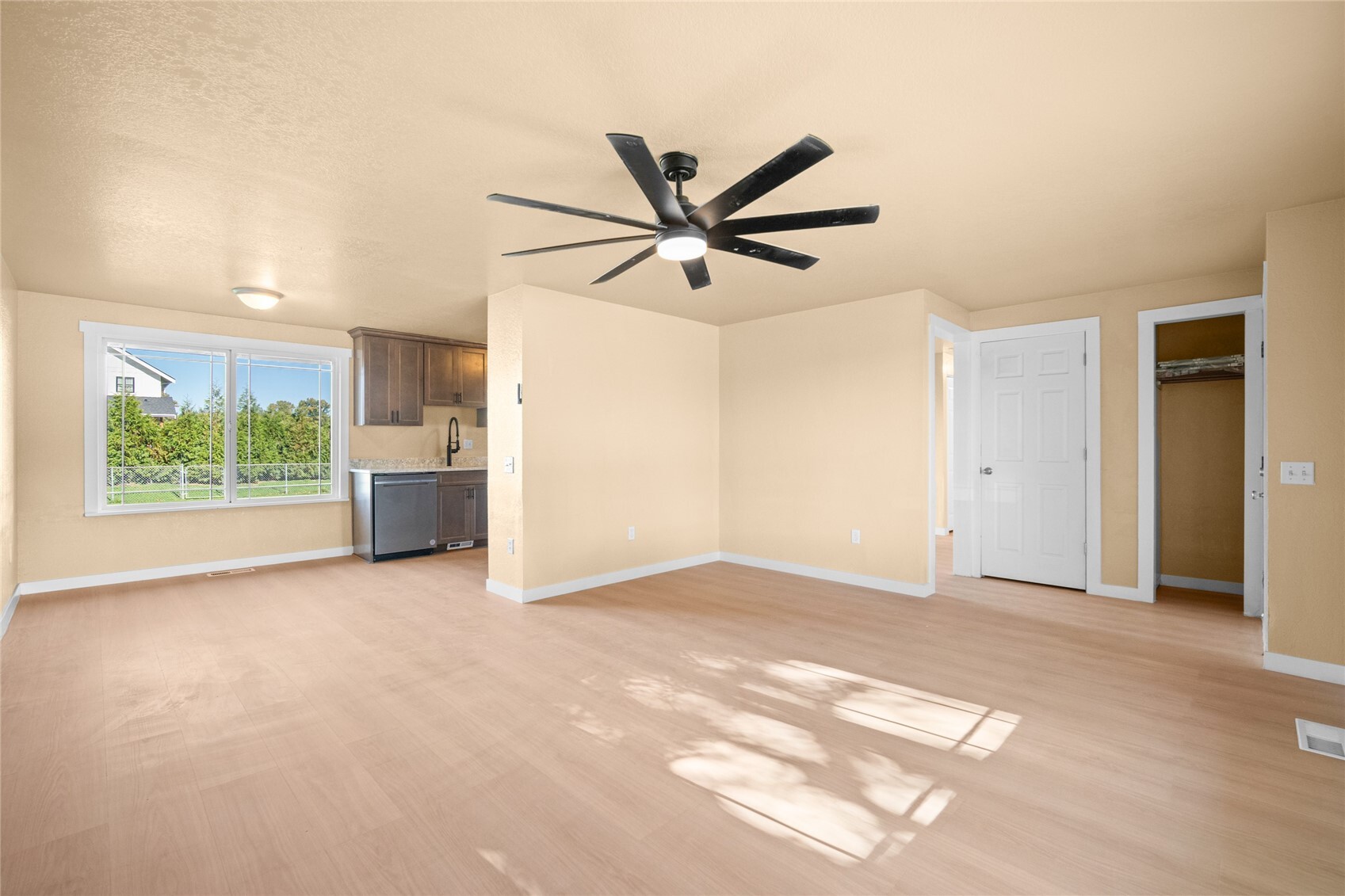 540 Morton Street Property Photo 12