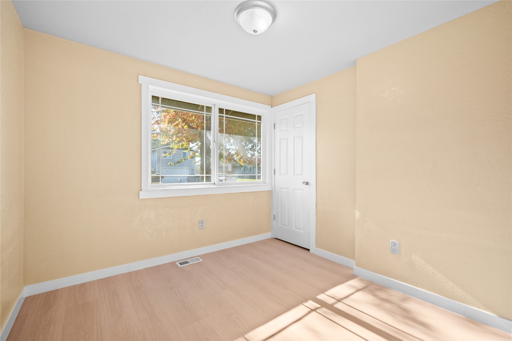 540 Morton Street Property Photo 17