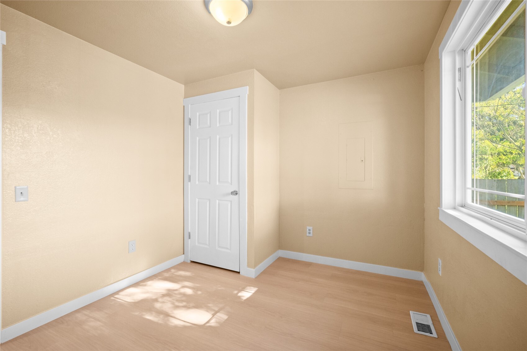 540 Morton Street Property Photo 20