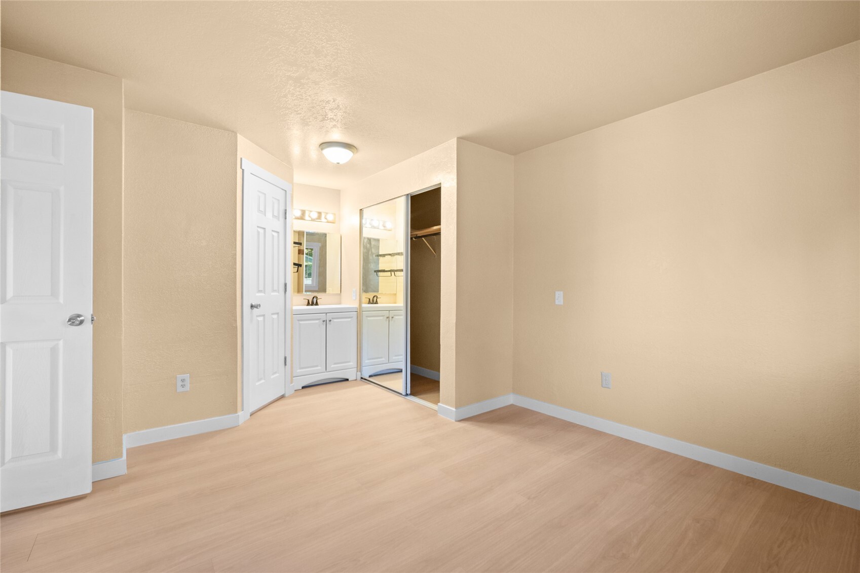 540 Morton Street Property Photo 23