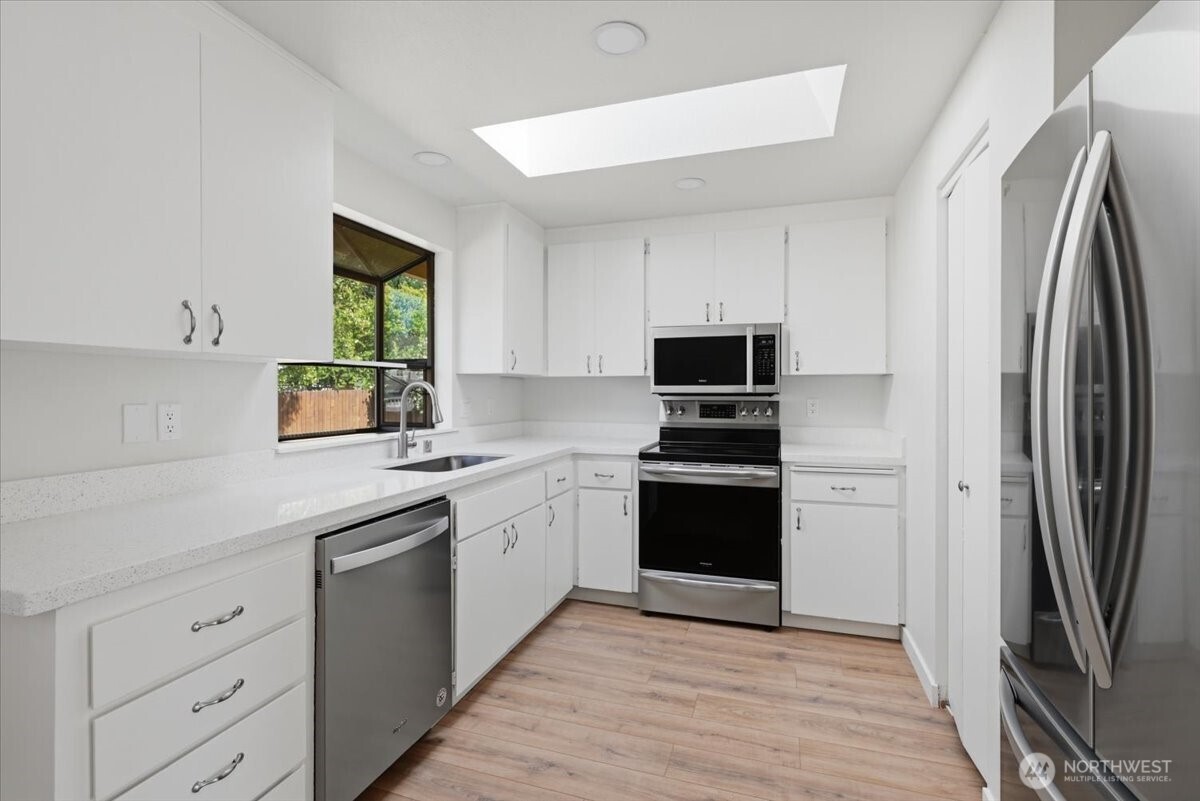 4309 177th Place Property Photo 4