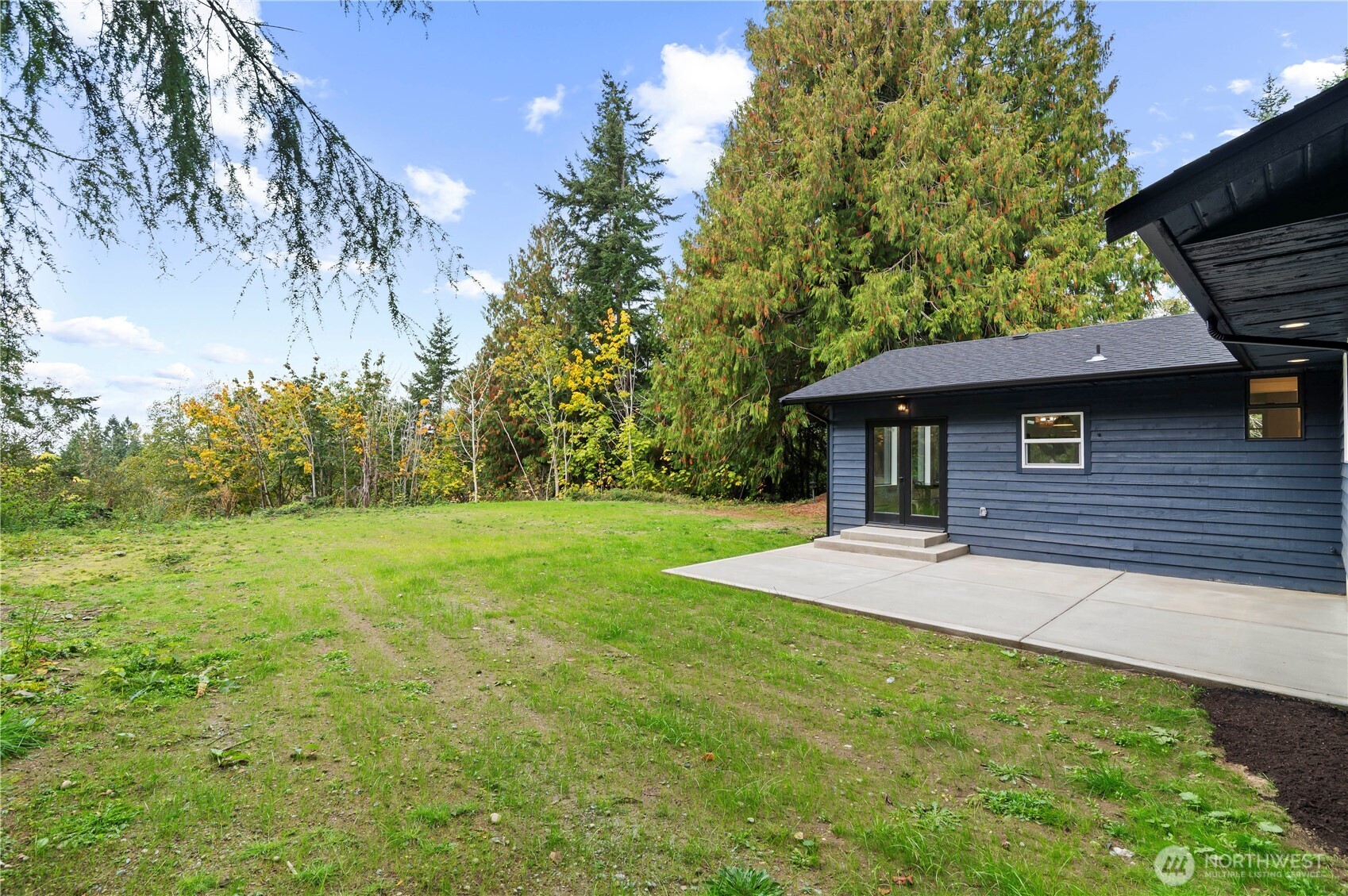 940 Hoppy Trail Way Property Photo 24