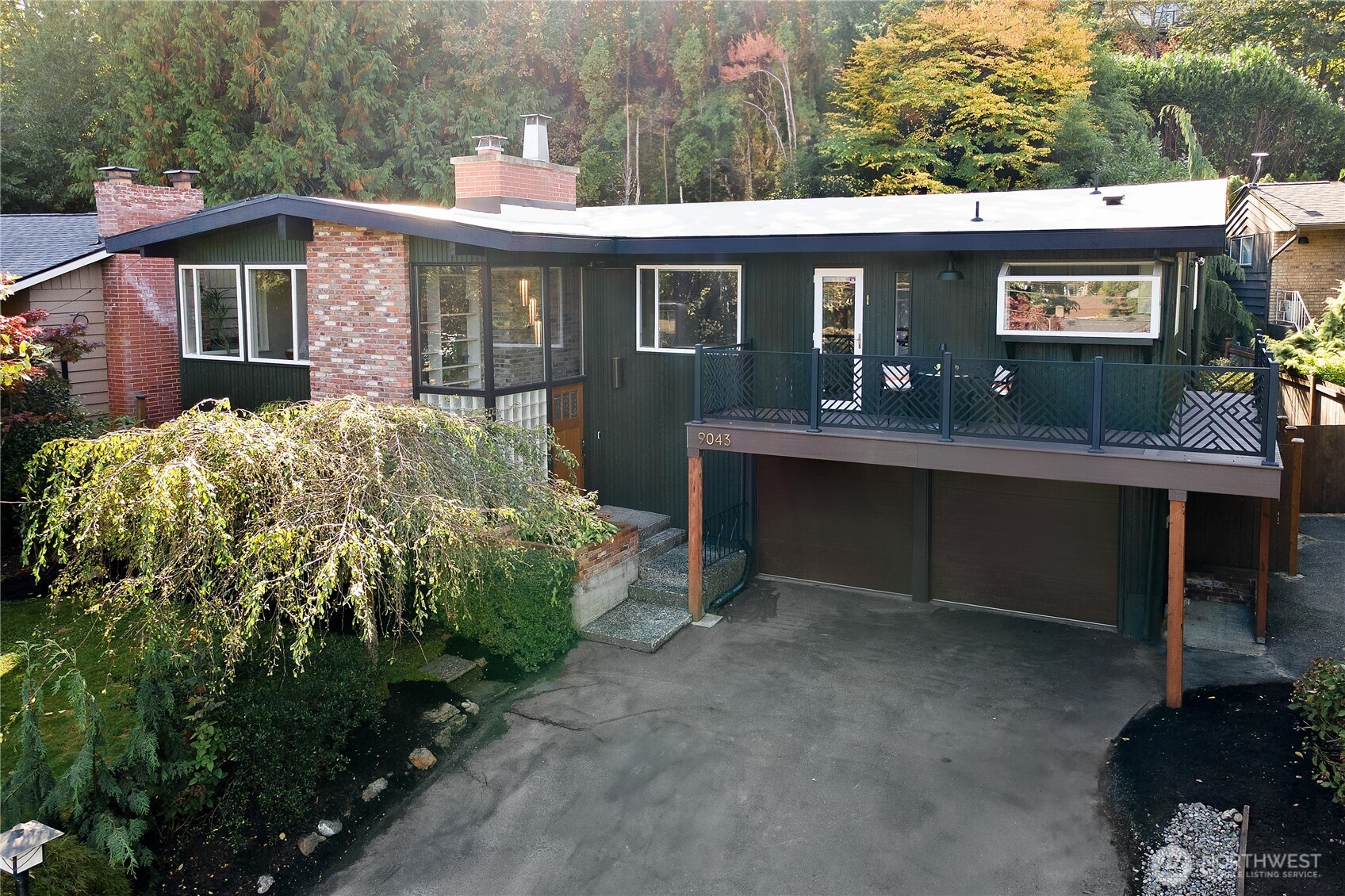 9043 Matthews Avenue Property Photo 1