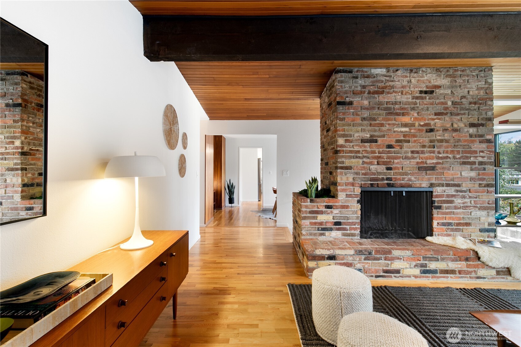 9043 Matthews Avenue Property Photo 7