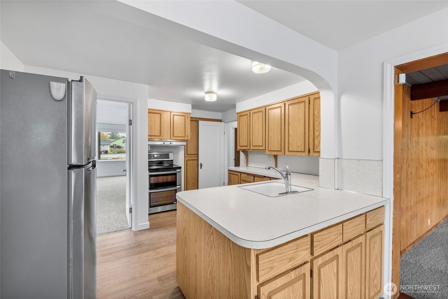 305 N Township Street Property Photo 11