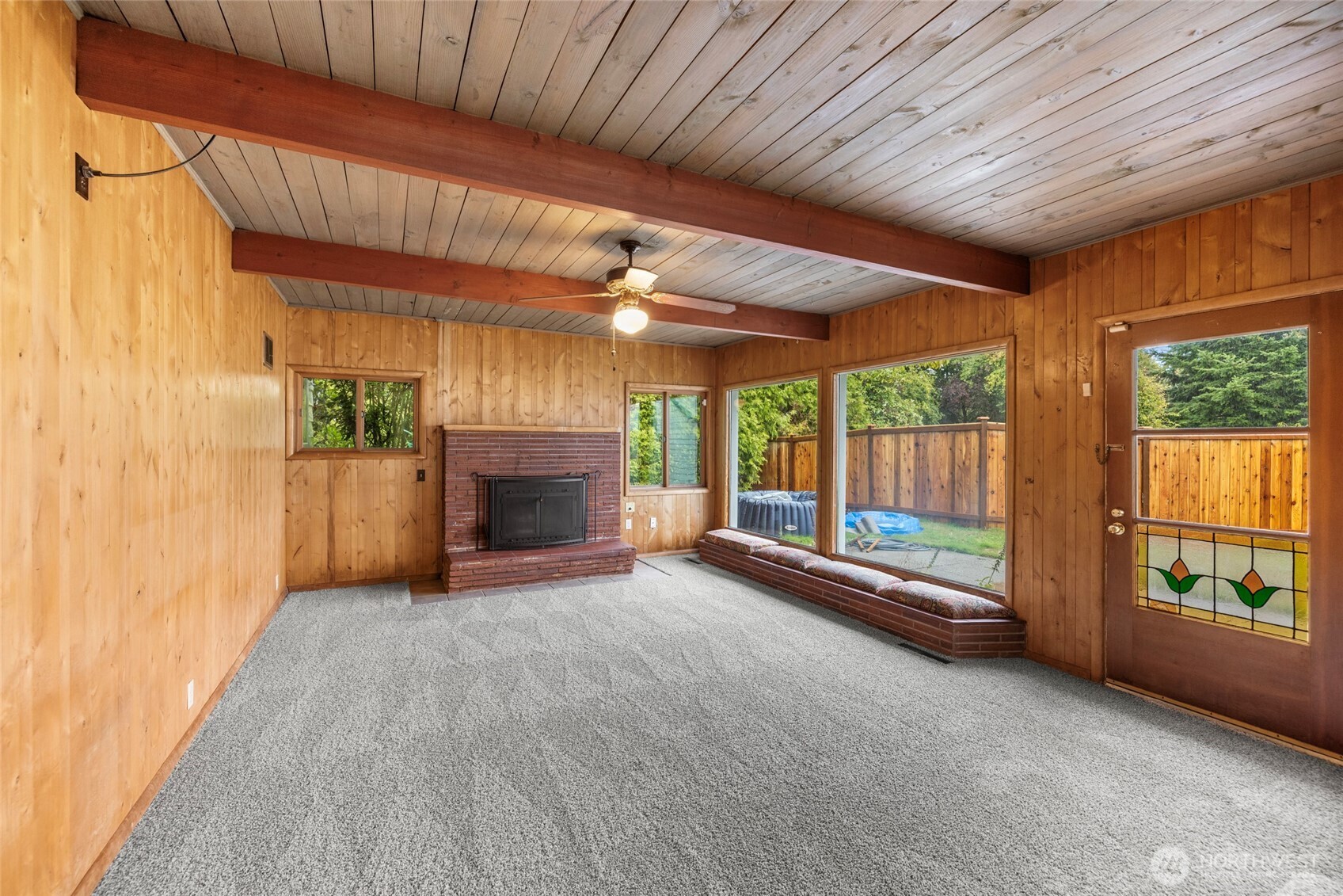 305 N Township Street Property Photo 15