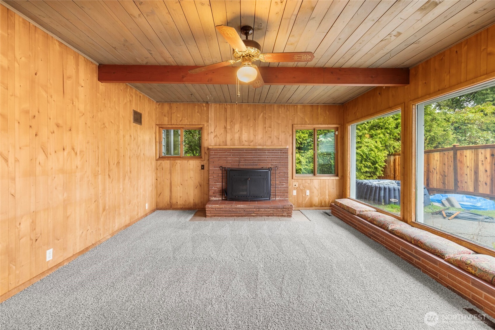 305 N Township Street Property Photo 16