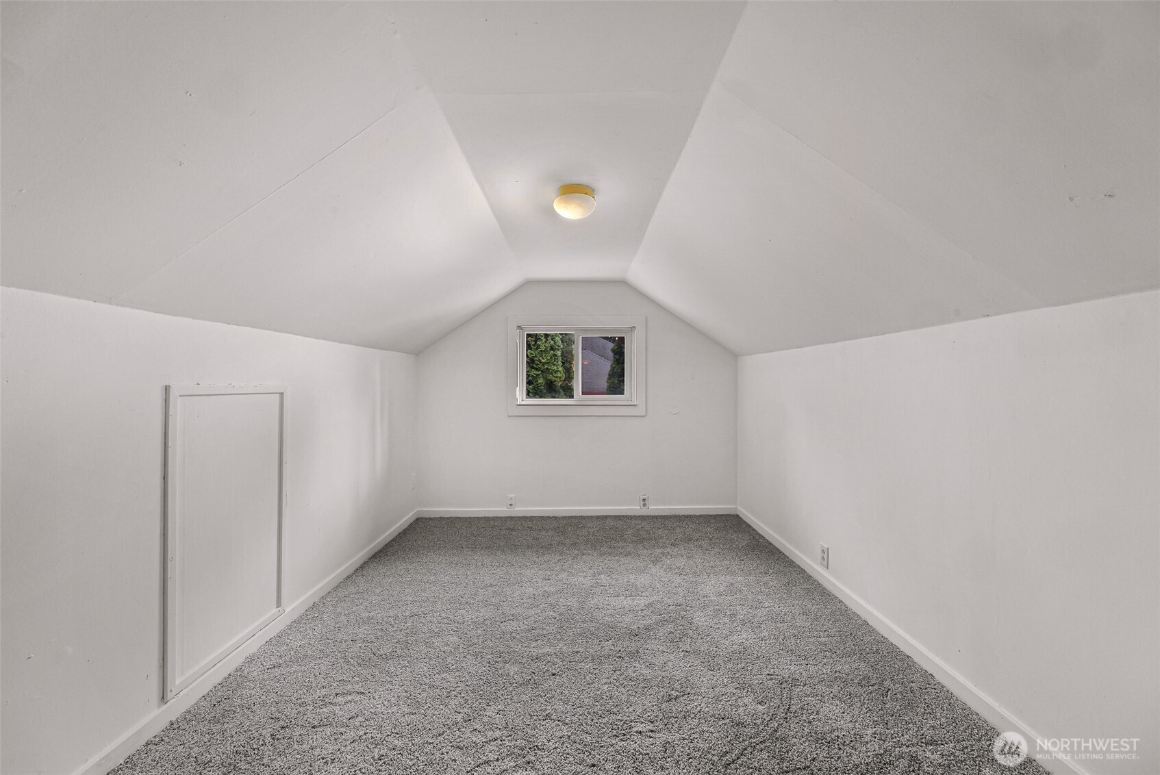 609 Lakeway Drive Property Photo 21