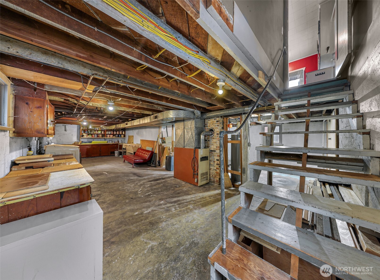 609 Lakeway Drive Property Photo 37