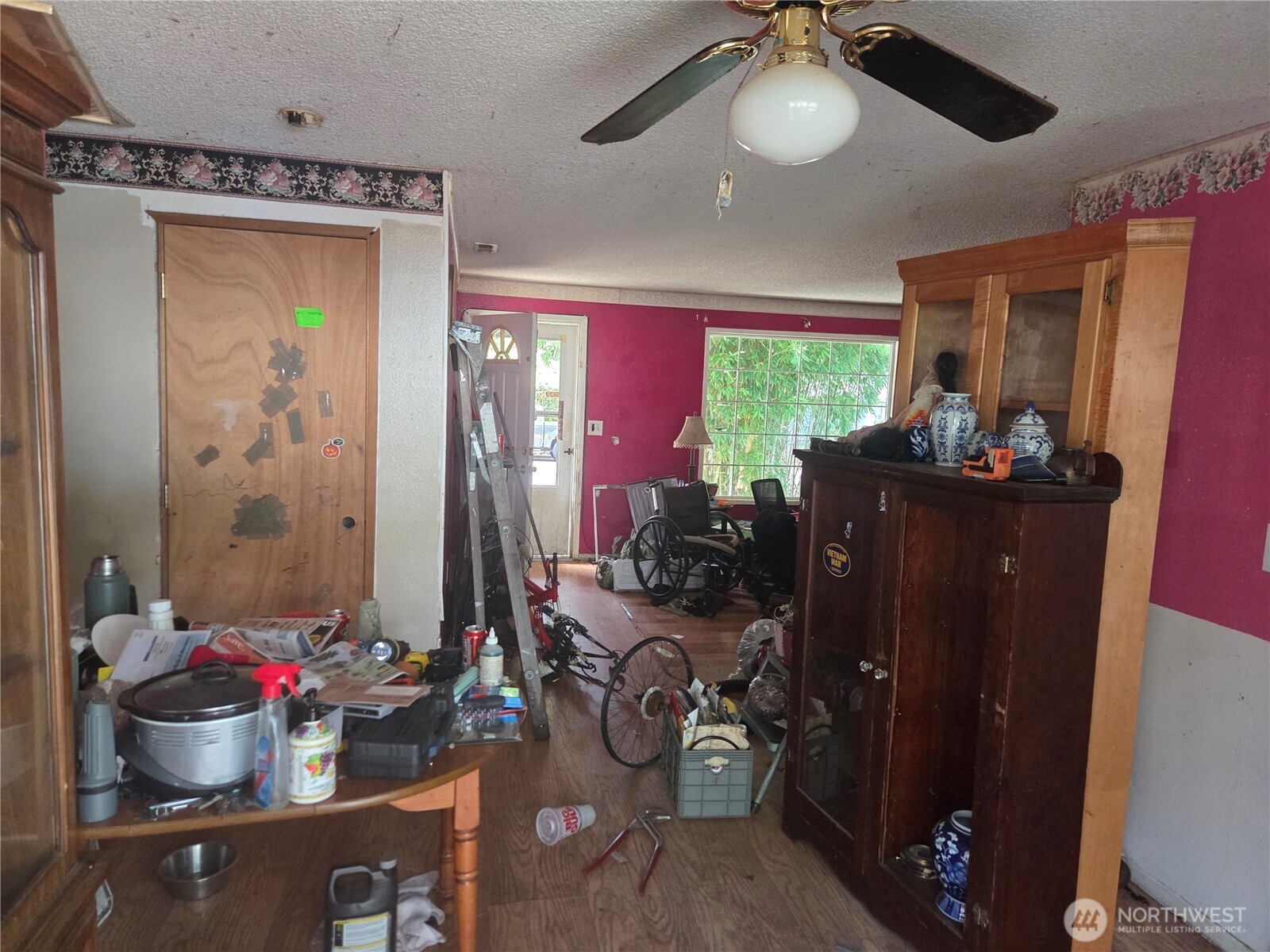 615 Ne 124th Avenue Property Photo 3