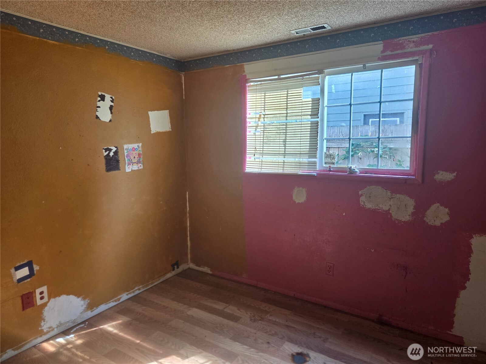 615 Ne 124th Avenue Property Photo 6