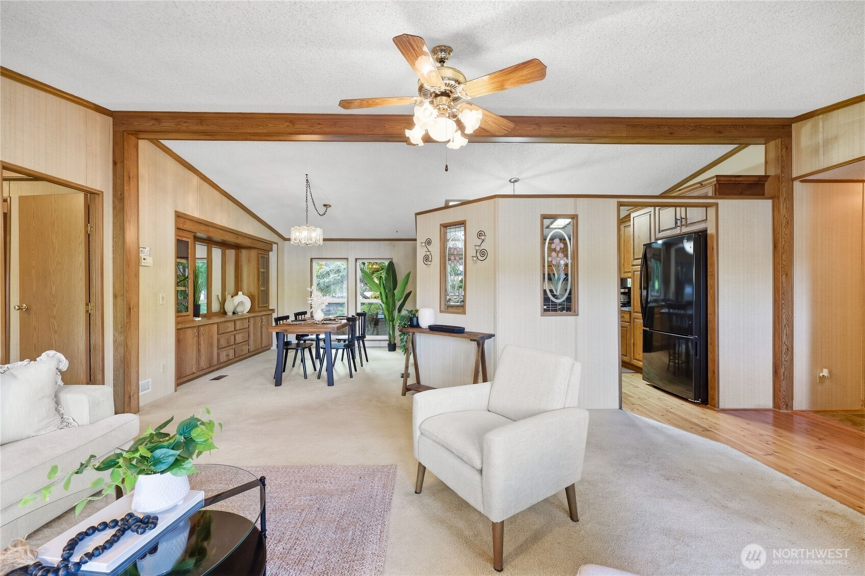 12856 Lake Avenue Property Photo 8