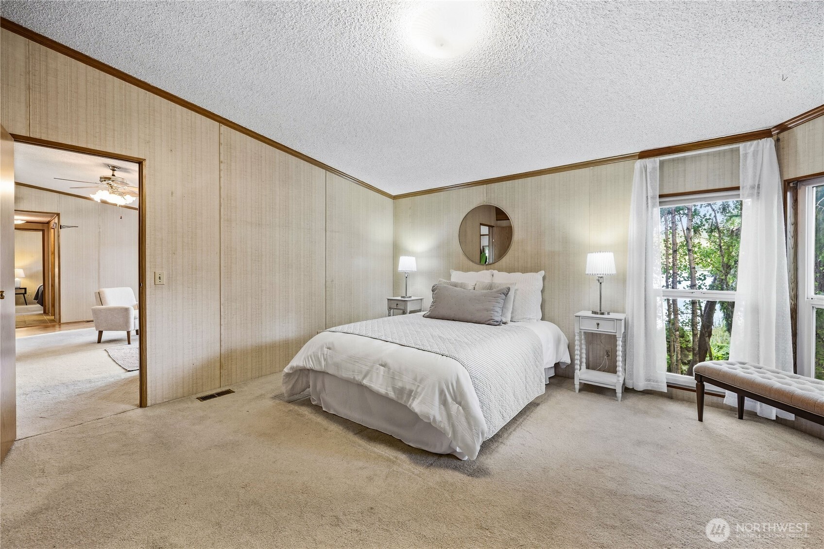 12856 Lake Avenue Property Photo 17