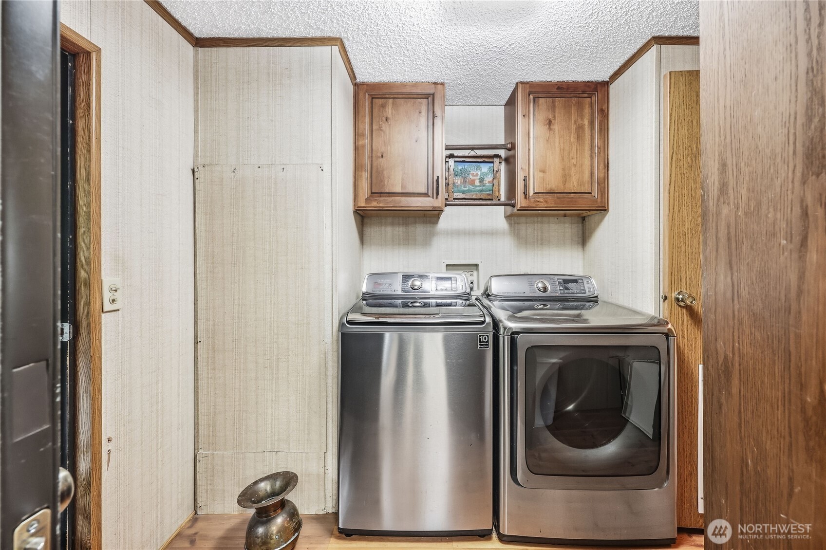 12856 Lake Avenue Property Photo 38