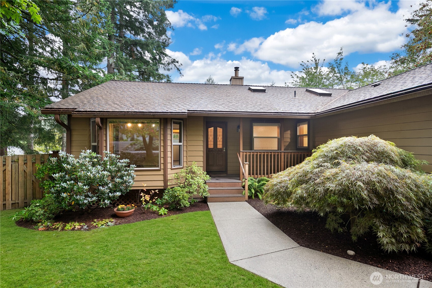 1705 Medallion Loop Property Photo 2