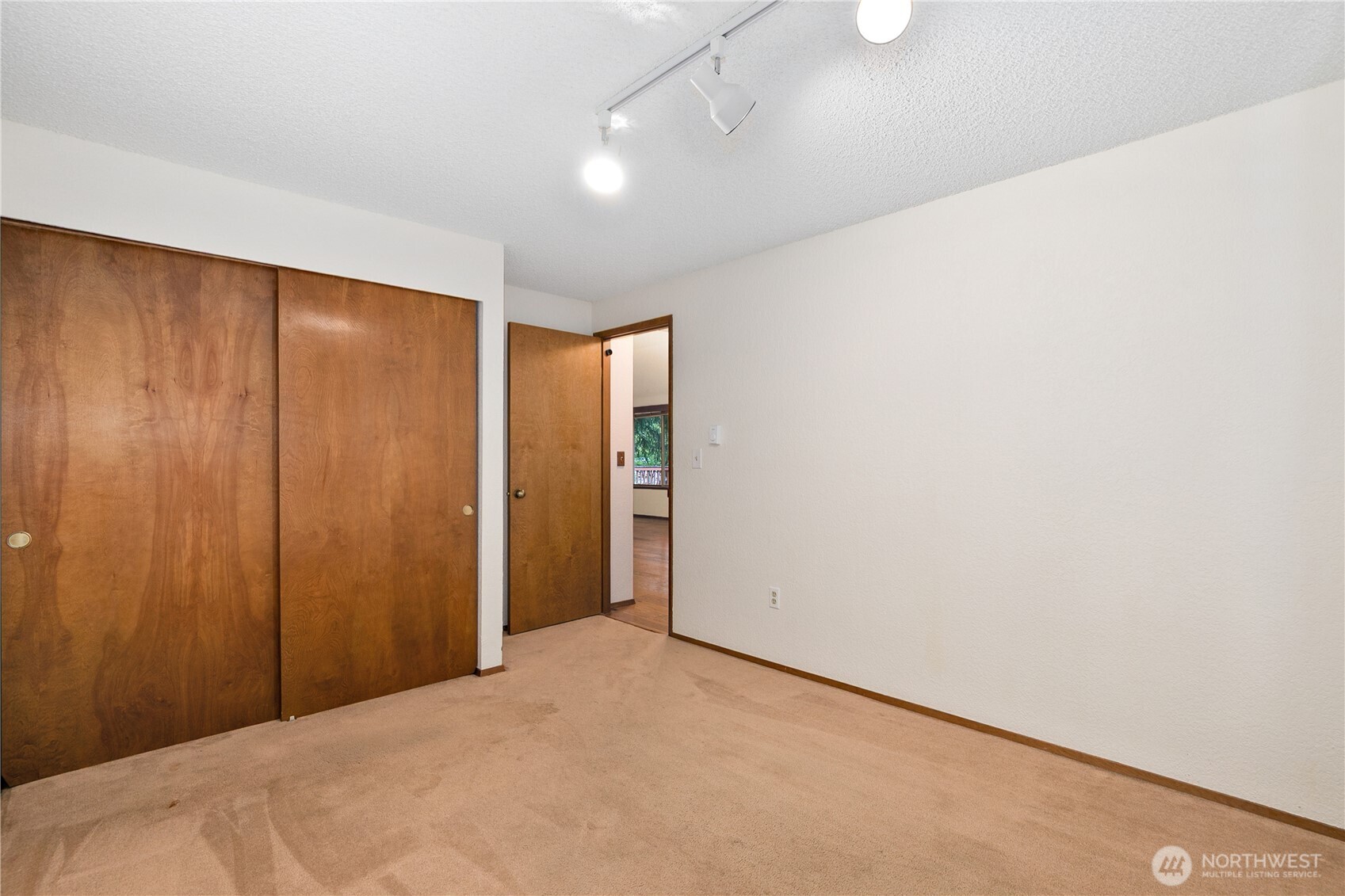 1705 Medallion Loop Property Photo 22