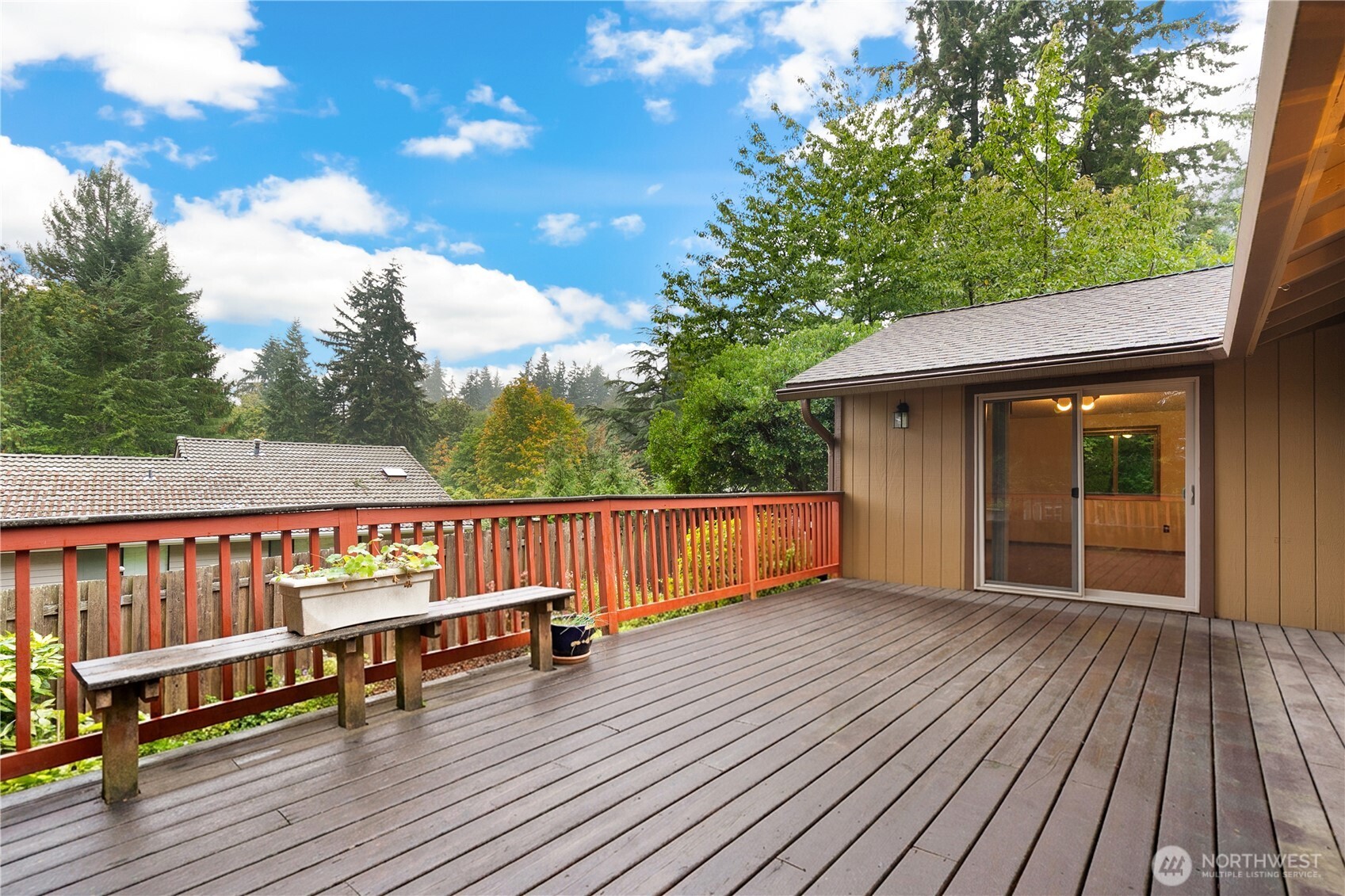 1705 Medallion Loop Property Photo 28
