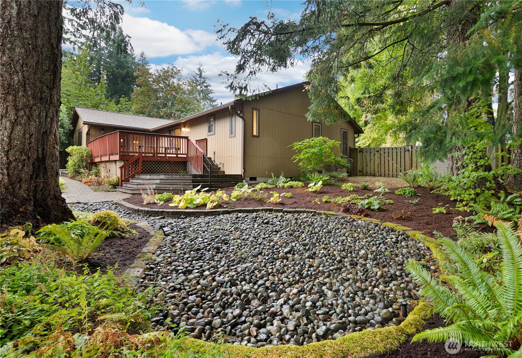 1705 Medallion Loop Property Photo 31