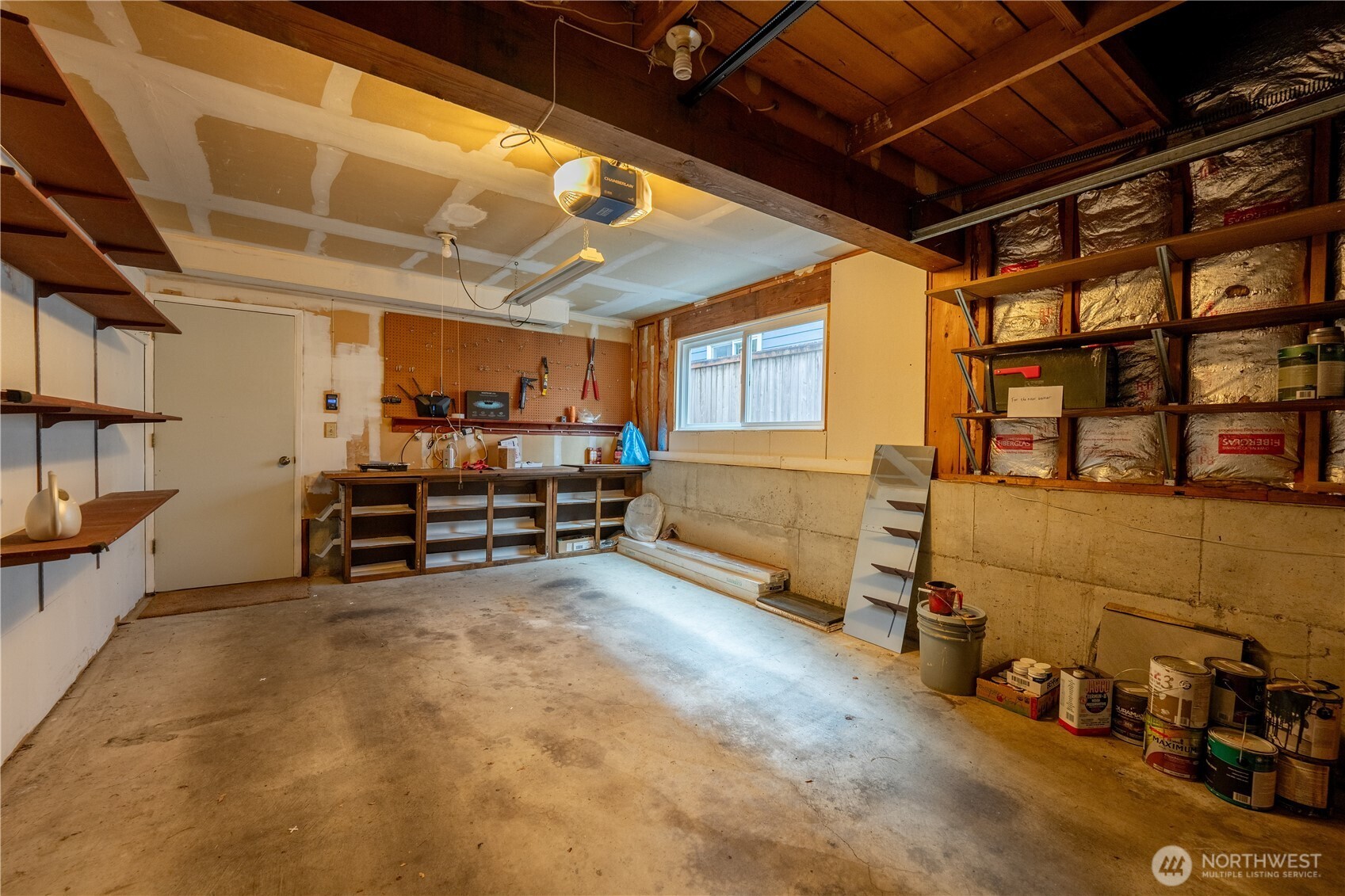 14322 Wallingford Avenue Property Photo 36
