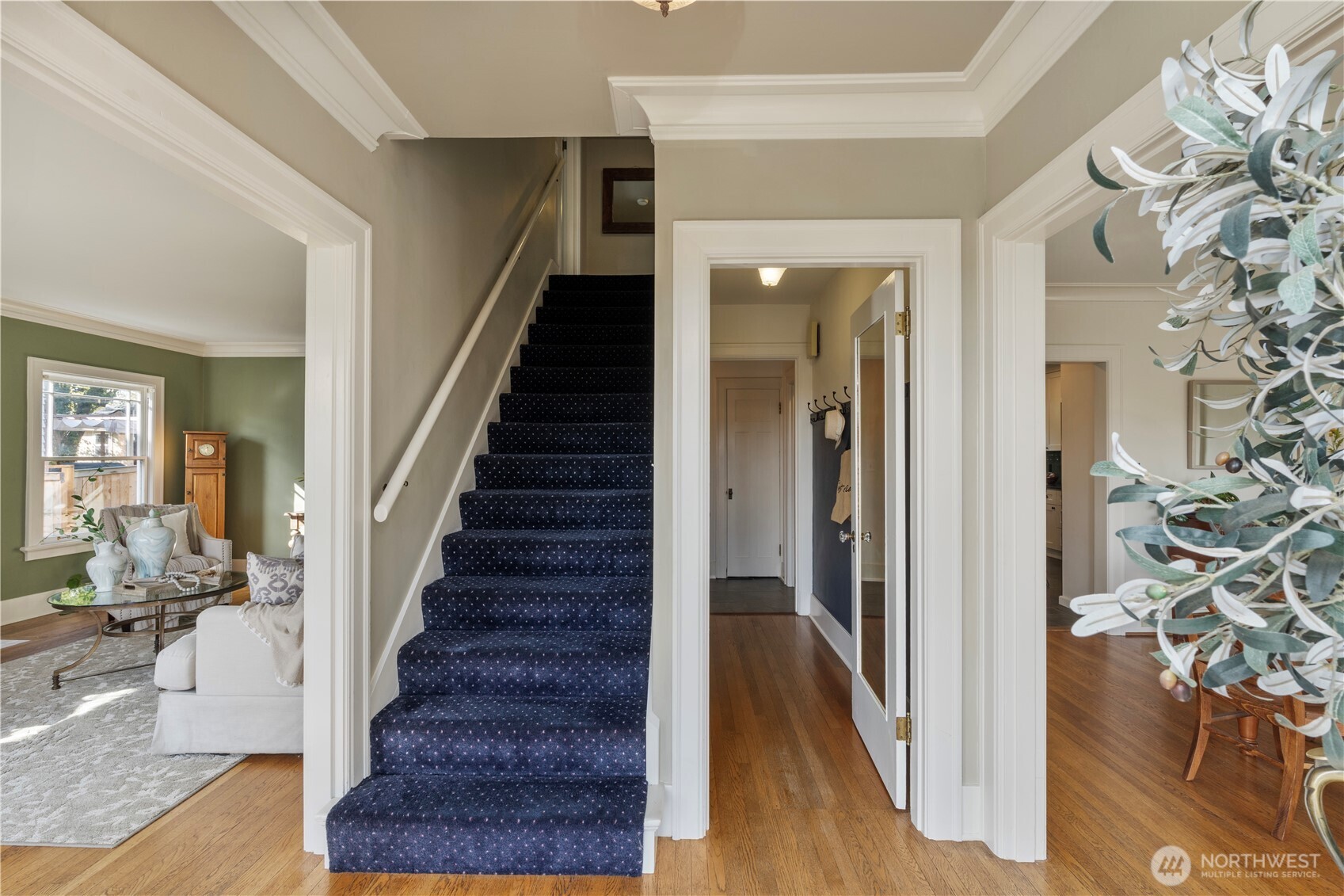 3117 Broadway Property Photo 17