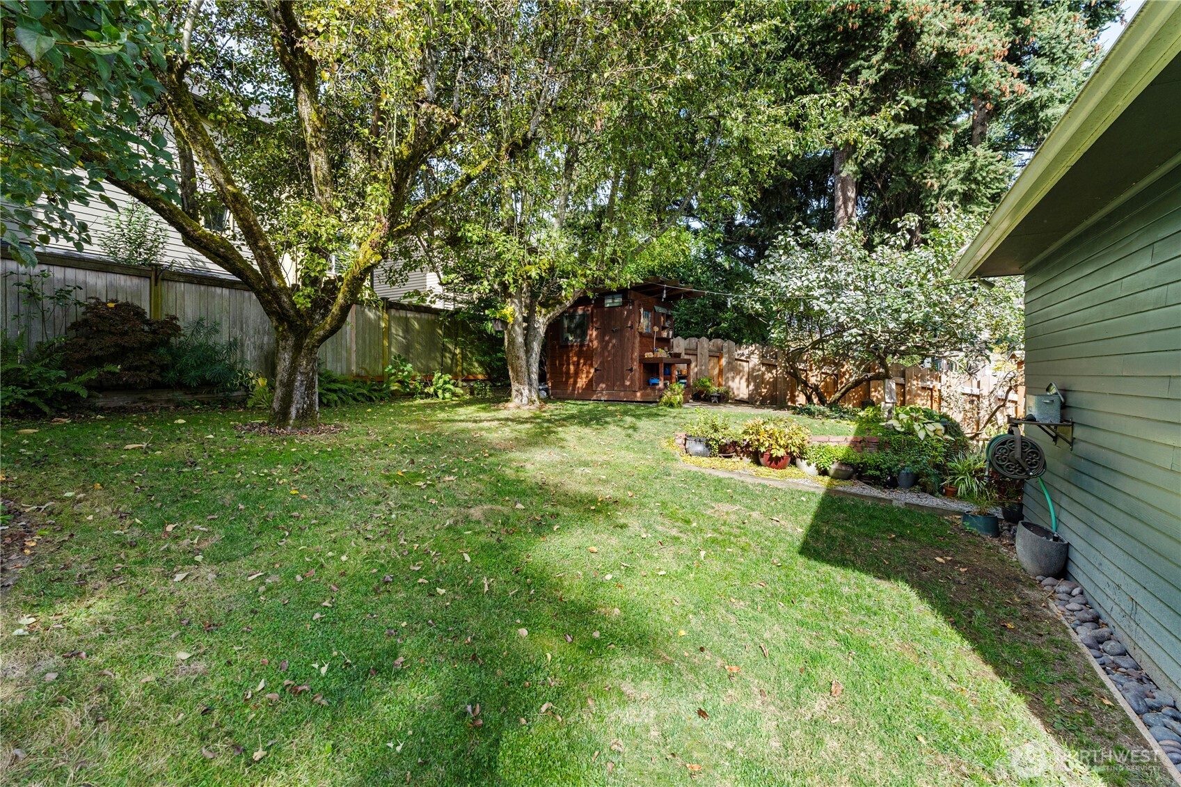 3117 Broadway Property Photo 31