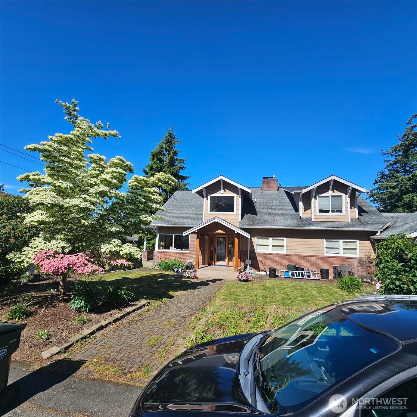 708 Highland Drive Property Photo 4