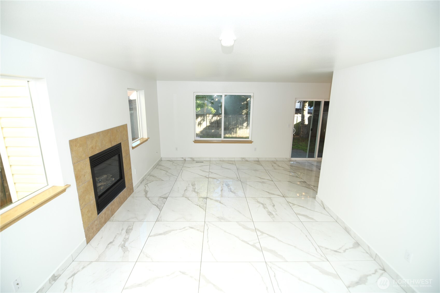 10511 197th Street Ct Property Photo 4