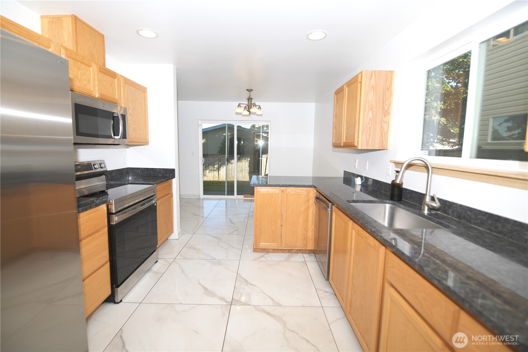 10511 197th Street Ct Property Photo 7