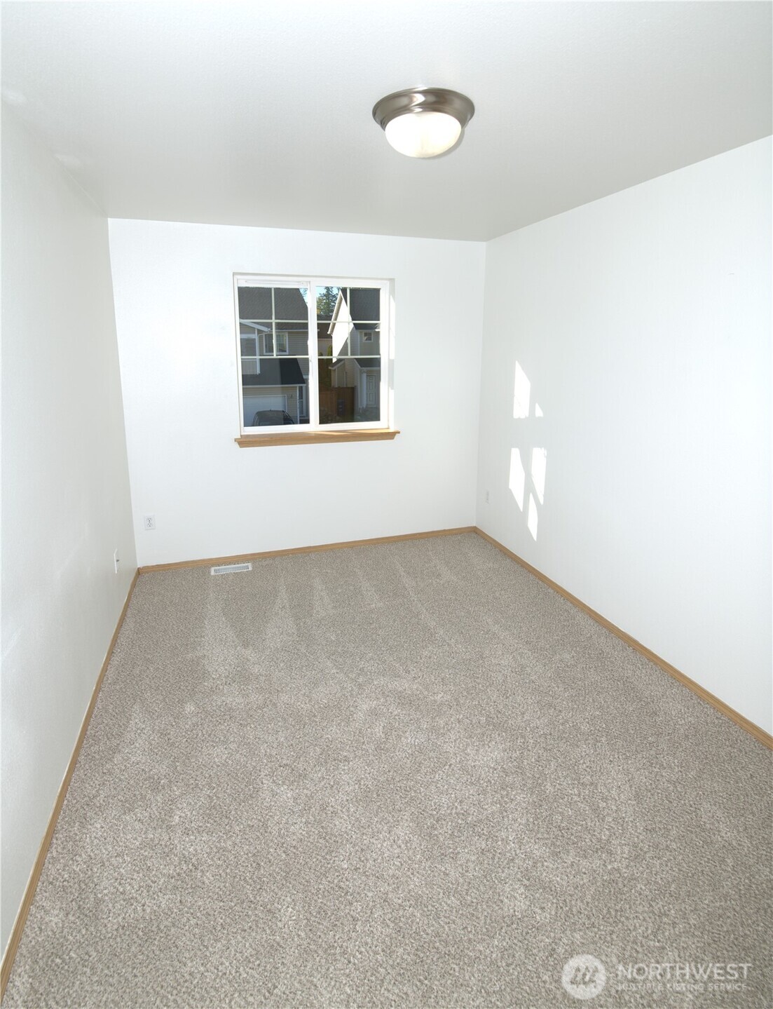 10511 197th Street Ct Property Photo 12