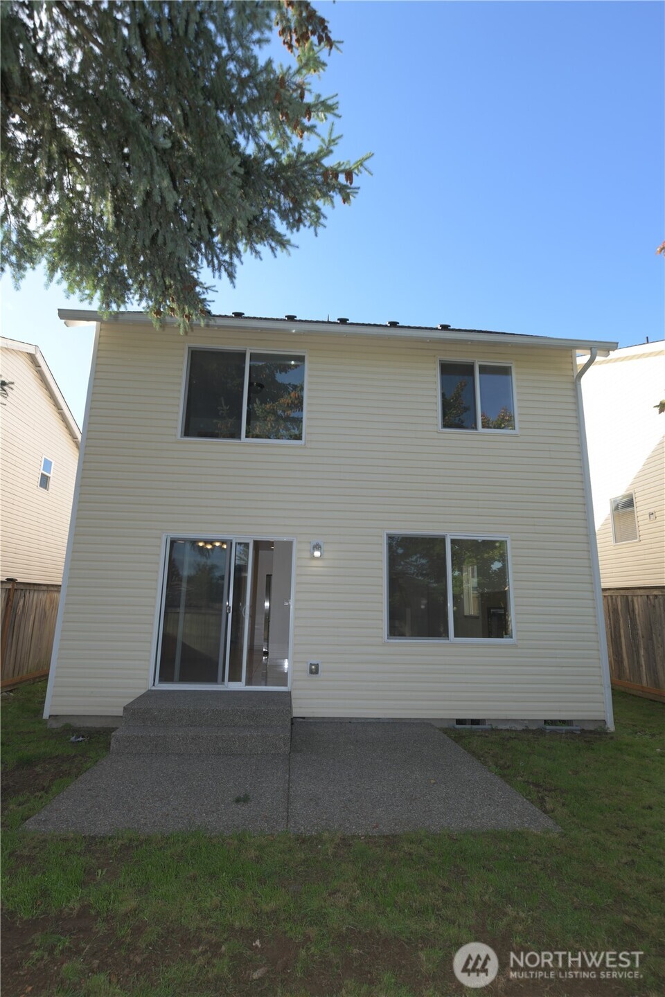 10511 197th Street Ct Property Photo 24