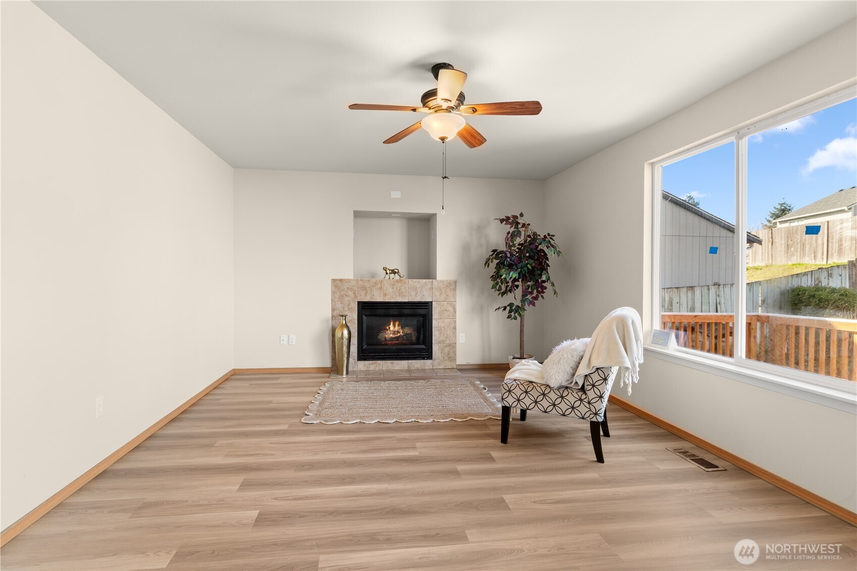 1503 Milbanke Drive Property Photo 14