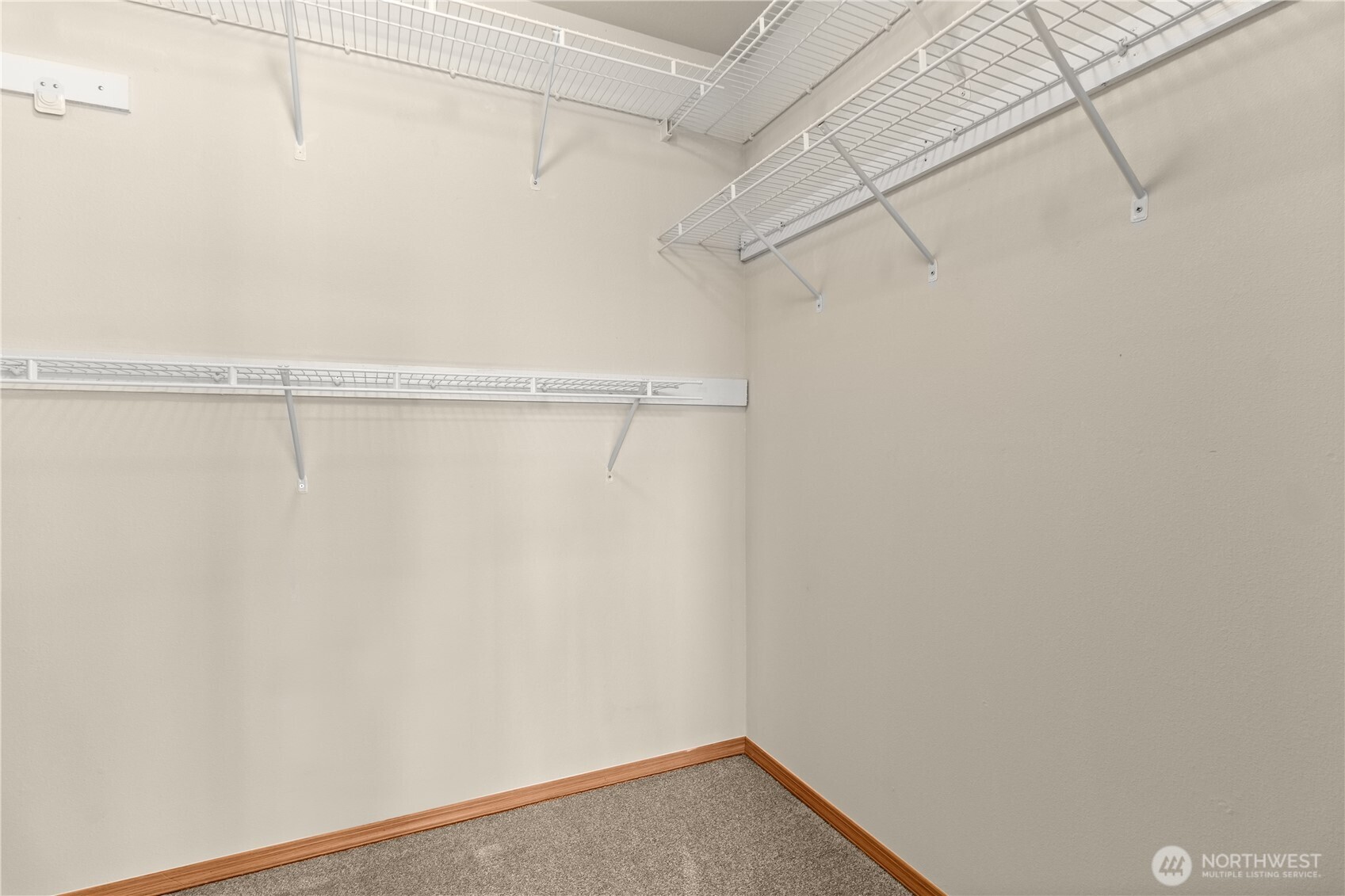 1503 Milbanke Drive Property Photo 22