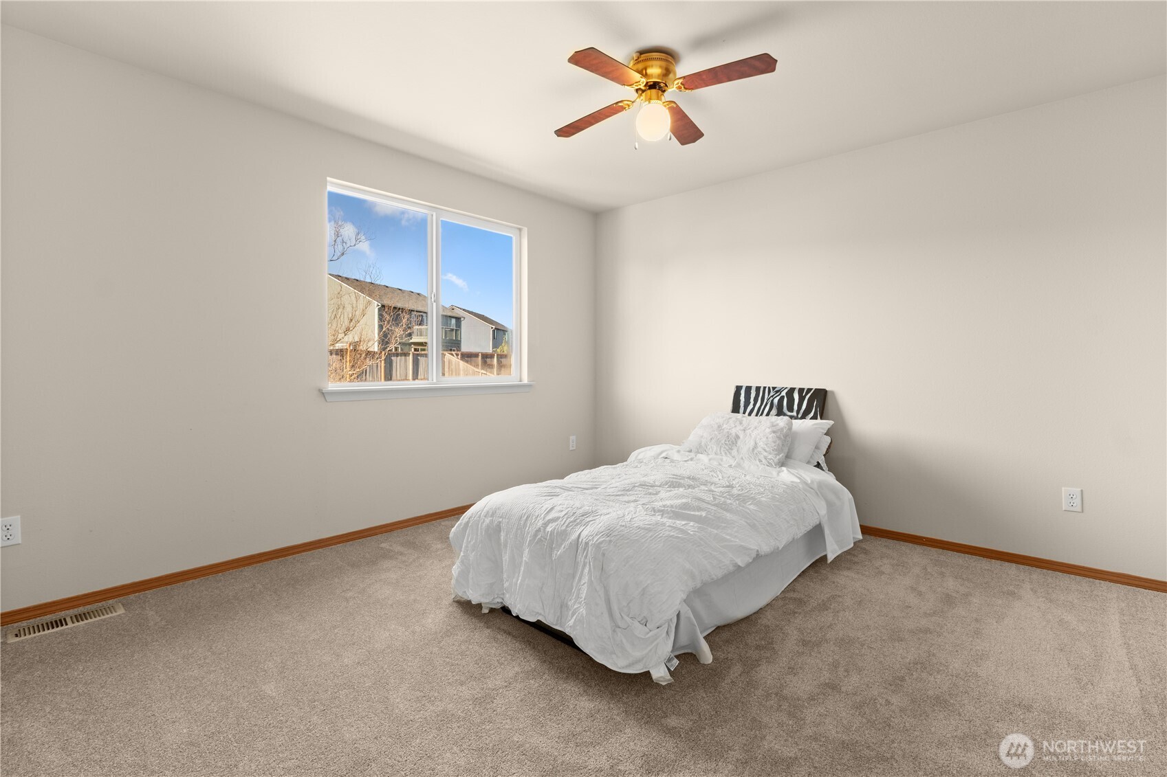 1503 Milbanke Drive Property Photo 26