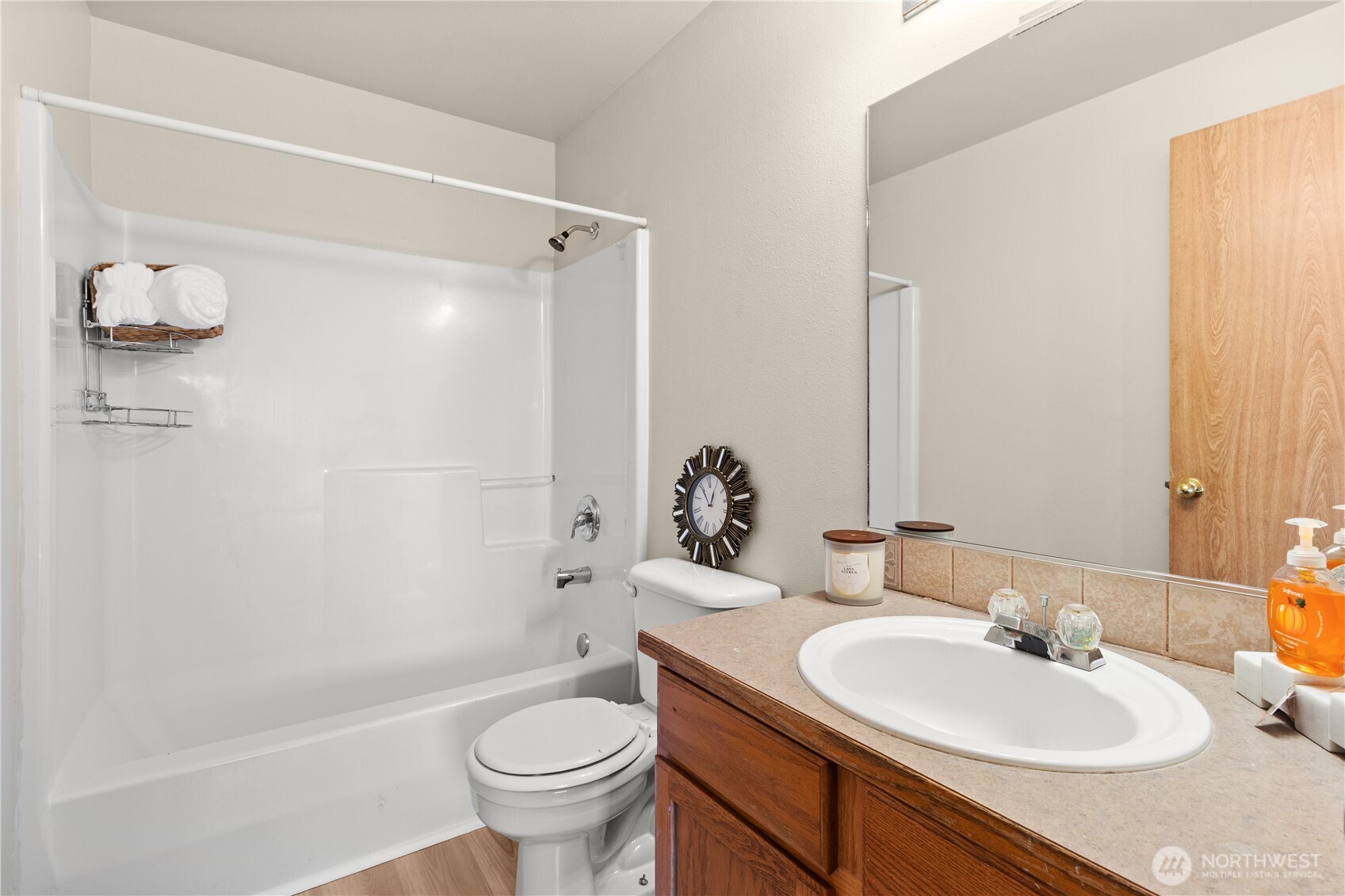 1503 Milbanke Drive Property Photo 27