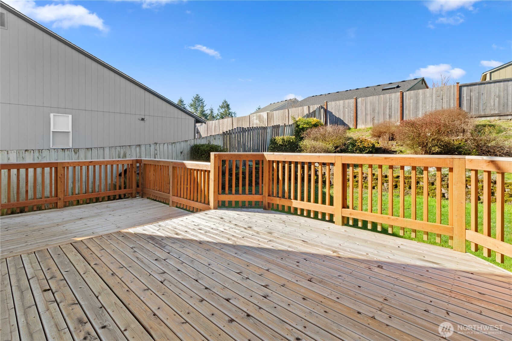 1503 Milbanke Drive Property Photo 33