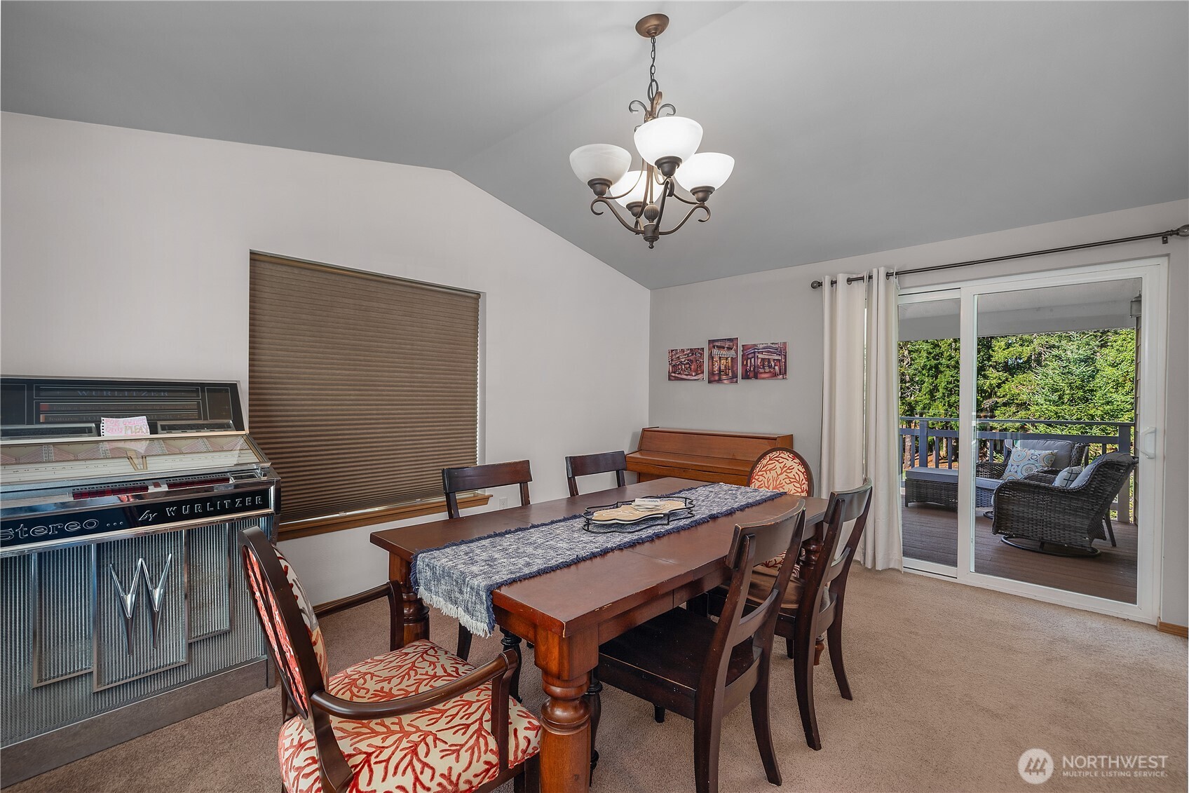 421 E Road Of Tralee Property Photo 4