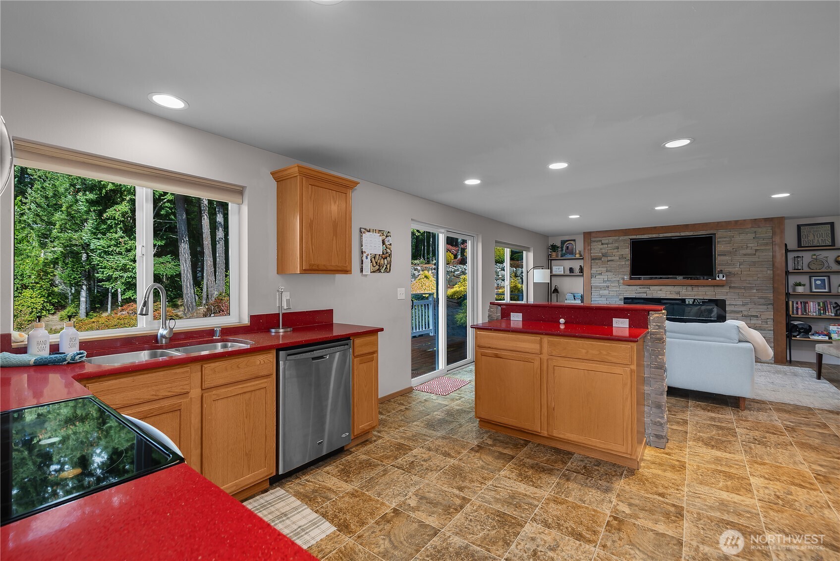 421 E Road Of Tralee Property Photo 9