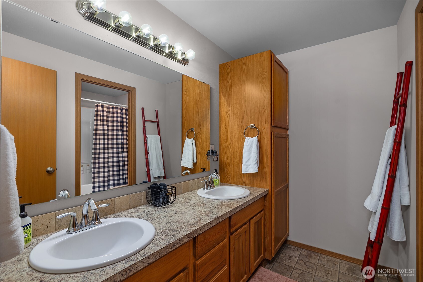 421 E Road Of Tralee Property Photo 21