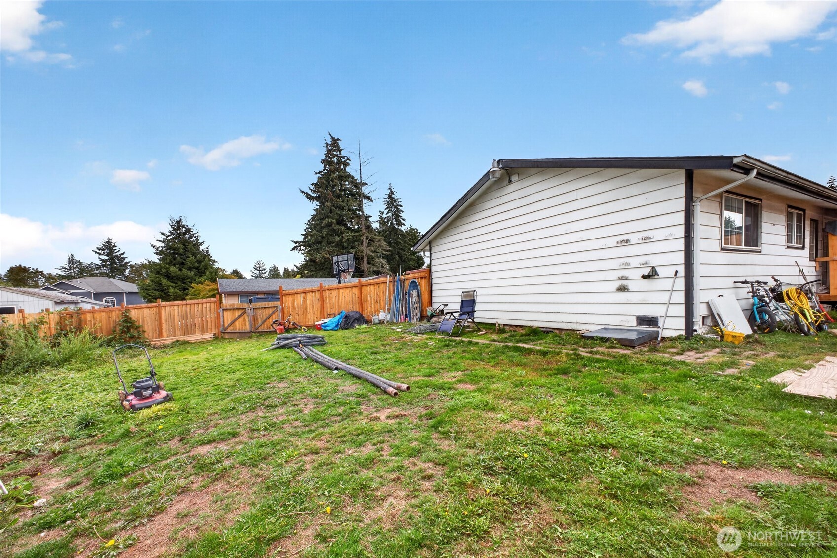 19907 33rd Avenue Property Photo 23