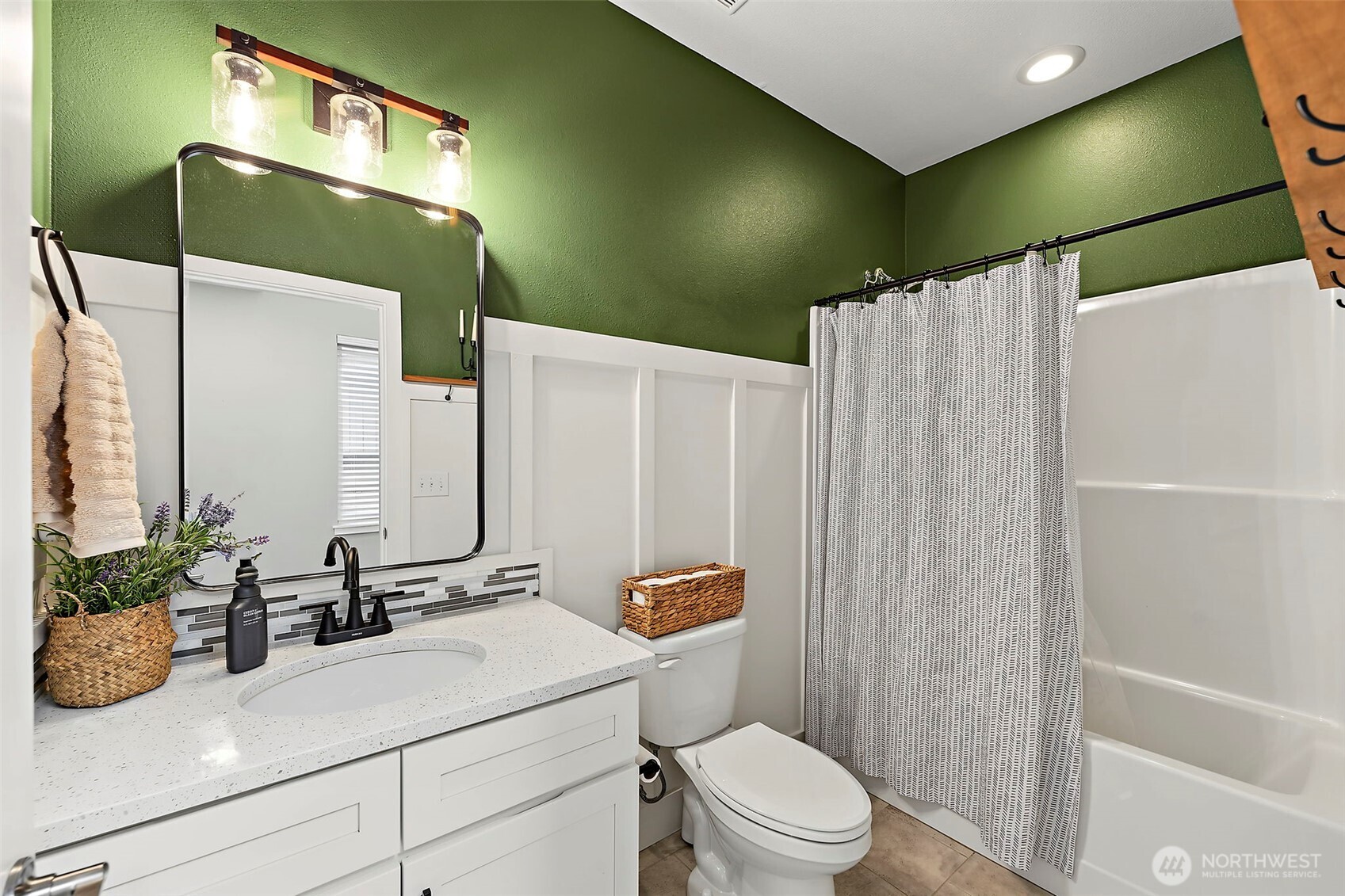 14708 199th Avenue Property Photo 9