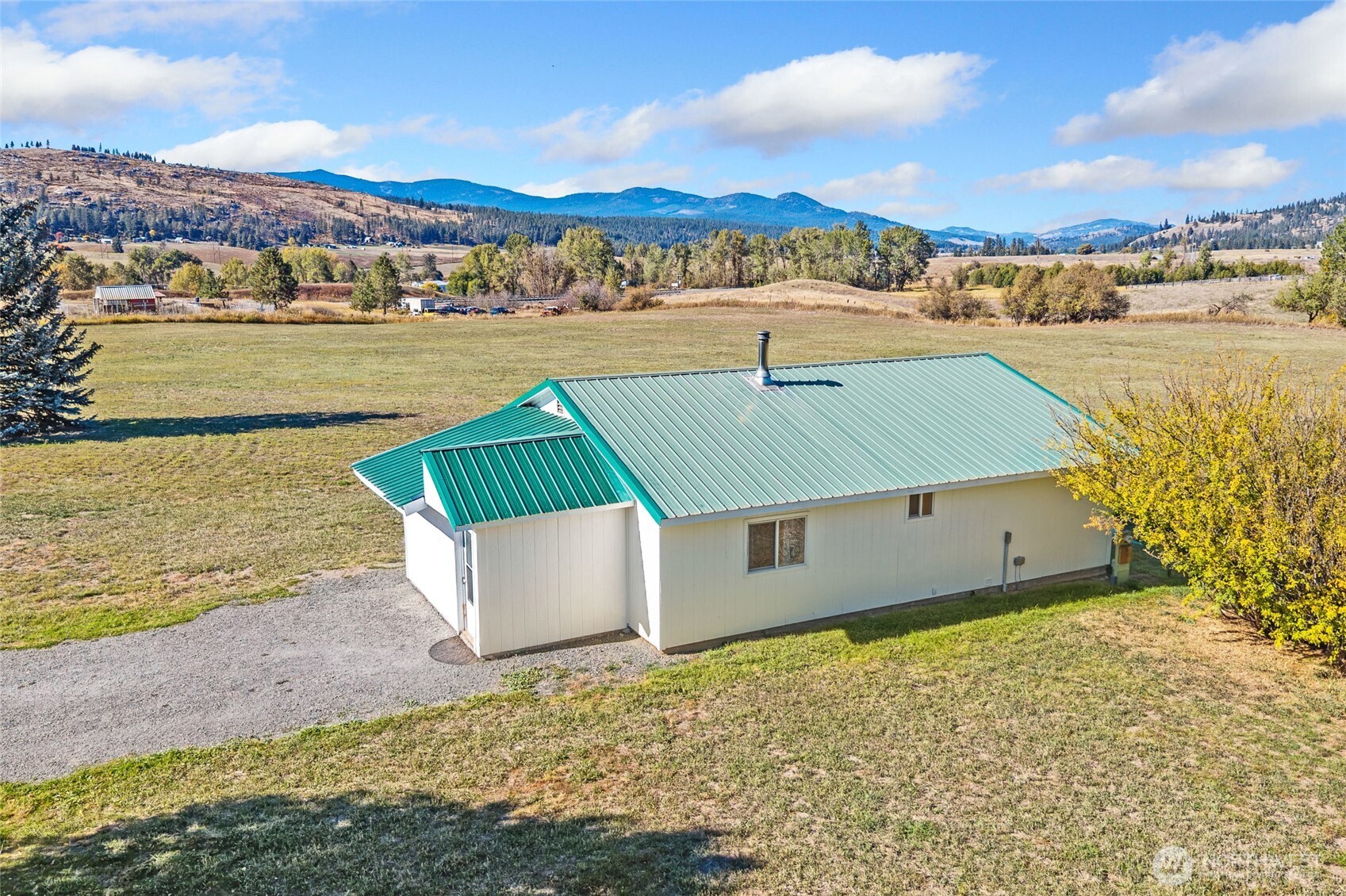 1028 Old Highway 12 Mile Road Property Photo 19