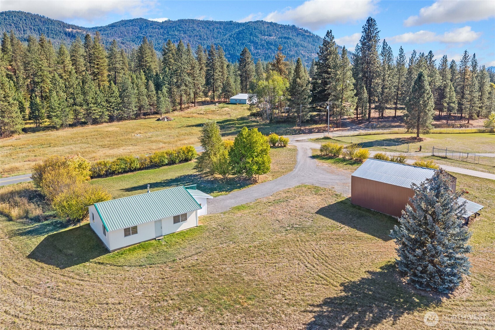 1028 Old Highway 12 Mile Road Property Photo 32